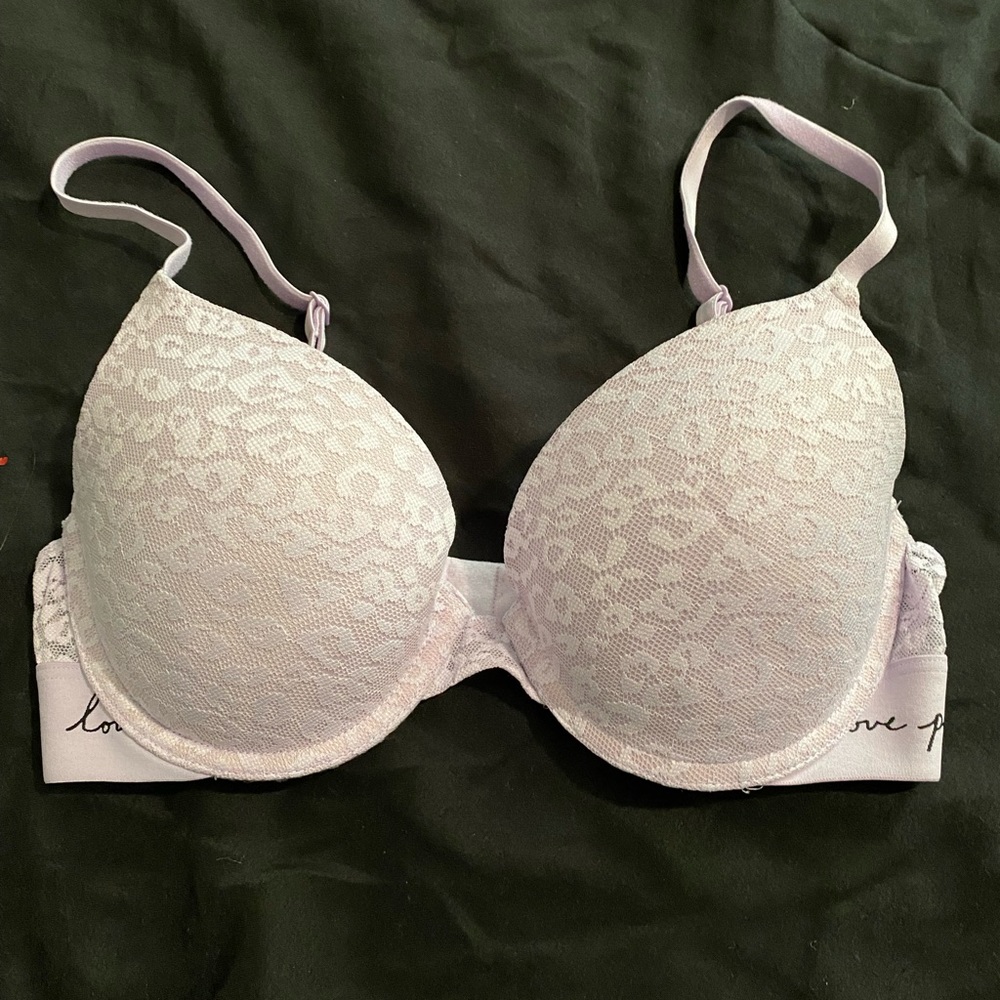 Victoria secret pink bra in perfect condition